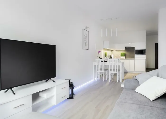 Akuratny Apartment